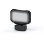 Tilta Khronos Mini LED dienasgaisma paneļa TK-MLP-DL-B ar elegantu dizainu un izkliedētu priekšējo virsmu, ideāli piemērots portatīvai fotogrāfijas apgaismošanai.