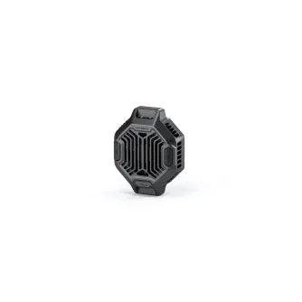 Система охлаждения Tilta Khronos V2 для iPhone - вид спереди в цвете Space Gray с USB-C портом и ребрами охлаждения