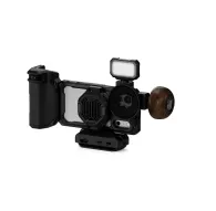 Tilta Khronos iPhone 17 Pro Ultimate Kit with Focus PD Handle, 58mm ND filter, USB-C hub, and wooden grip for professional mobile filmmakingTilta Khronos iPhone 17 Pro Ultimate Kit with Focus PD Handle, 58mm ND filter, USB-C hub, and wooden grip for professional mobile filmmaking