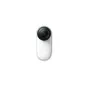 Insta360 GO 3S 64GB darbības kamera priekšējais skats ar izteiksmīgu 4K objektīvu un elegantu dizainu.