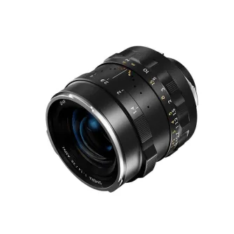 Объектив Thypoch Simera 28мм f1.4 для Canon RF с 14-лепестковой диафрагмой и стильным черно-серебристым корпусом, подчеркивающим четкость деталей и премиальное качество сборки