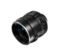 Thypoch Simera 28mm f1.4 RF objekts ar 14 plātņu diafrāmu un elegantu melna-sudraba dizainu, izceļot asus detaļas un augstas kvalitātes izpildījumuThypoch Simera 28mm f1.4 RF objekts ar 14 plātņu diafrāmu un elegantu melna-sudraba dizainu, izceļot asus detaļas un augstas kvalitātes izpildījumu