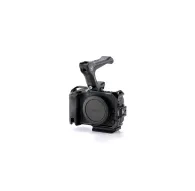 Корпус-рукоятка Tilta для Canon R50 V черного цвета с съемной NATO-рейкой, верхней ручкой и ARCA-платформой для штативов.Корпус-рукоятка Tilta для Canon R50 V черного цвета с съемной NATO-рейкой, верхней ручкой и ARCA-платформой для штативов.