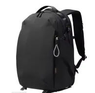 Ulanzi YY038 Urban Travel Backpack V2 22L - elegants melns sānu skats ar mīkstinātām plecu siksnām, sānu bungee šnoru un modulāriem nodalījumiem fotoaprīkojumam un ikdienas lietāmUlanzi YY038 Urban Travel Backpack V2 22L - elegants melns sānu skats ar mīkstinātām plecu siksnām, sānu bungee šnoru un modulāriem nodalījumiem fotoaprīkojumam un ikdienas lietām