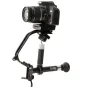 Стабилизатор Varizoom Stealthy Pro с 6-осевым гироскопом и выдвижной рукояткой, установленный на DSLR камеру с большим телеобъективом для многофункциональной съемки в ручном и монопод режиме