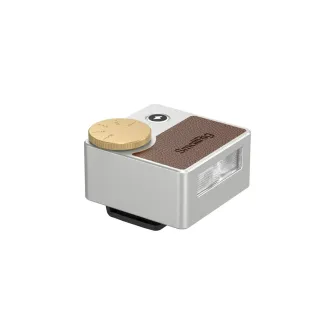 SmallRig Retro Mini Speedlite Flash 5882 featuring a vintage leather texture and a bronze dial for precise brightness control, ideal for mirrorless cameras.