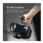 Falcam F22 F38 F50 ātrās atbrīvošanas kaste V3 Sony FX3/FX30 kamerai ar modulāru rokturi, demonstrējot izturīgu alumīnija konstrukciju un vieglu piekļuvi kameru vadībai