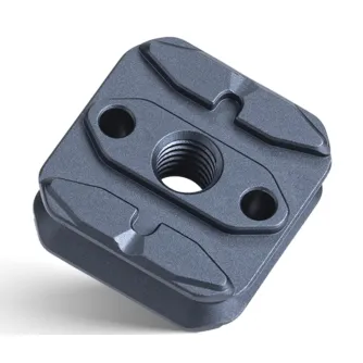 Falcam F22 Dual Head Quick Release Plate - Black aluminum quick release plate with dual F22 interfaces, 1/4-20 threaded hole, and ARRI-style locating pin for professional camera rigs.