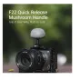 Ручка Falcam F22 Quick Release в форме гриба, установленная на камеру, обеспечивает удобный захват и универсальную систему быстрого крепления F22