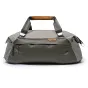 Сумка Peak Design Travel Duffel 35L оливкового цвета с водонепроницаемым покрытием, удобной ручкой и множеством внешних карманов