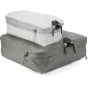 Peak Design Packing Cube Medium baltā un pelēkā krāsā ar UltraZips, divām nodaļām un kompresijas rāvējslēdzējiem, ideāls ceļojumu organizēšanai
