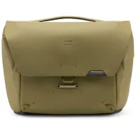 Рюкзак-дипломат Peak Design Everyday Messenger V2 13L цвета келп с прочным магнитным замком MagLatch и мягкой ручкой для повседневного использования и защиты фотооборудованияРюкзак-дипломат Peak Design Everyday Messenger V2 13L цвета келп с прочным магнитным замком MagLatch и мягкой ручкой для повседневного использования и защиты фотооборудования