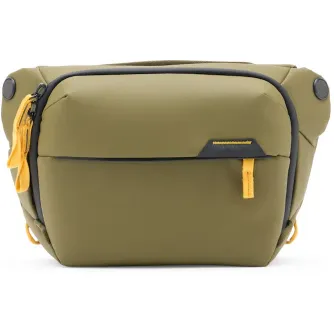 Peak Design Everyday Sling V2 3L olive green weatherproof camera bag with magnetic closure and padded shoulder strap
