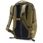 Peak Design Everyday Backpack Zip V2 20L olīvzaļā krāsā – izturīgs 400D reciklēta neilona mugursoma ar aizsardzību pret laika apstākļiem, sānu kabatām statīviem un pielāgojamu iekšējo organizāciju fototehnikai un ikdienas lietām