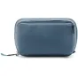 Сумка для туалетных принадлежностей Peak Design Wash Pouch в океановом синем цвете с прочным водоотталкивающим материалом и надежной молнией UltraZip.