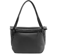 Peak Design Everyday Tote V2 15L black tote bag with magnetic clasp and padded shoulder strapPeak Design Everyday Tote V2 15L black tote bag with magnetic clasp and padded shoulder strap