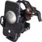 Адаптер Celestron NexYZ 3 для смартфонов с трехосной настройкой для телескопов, отображающий изображение Луны на экране смартфона