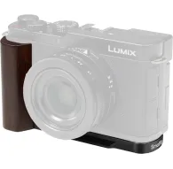 SmallRig L veida montāžas plāksne ar koka rokturi Panasonic LUMIX L10 kamerai, ar Arca-Swiss ātri atbrīvojamo plāksni un D-kājas skrūvi stabilai satveršanai un vieglai montēšanai uz statīvaSmallRig L veida montāžas plāksne ar koka rokturi Panasonic LUMIX L10 kamerai, ar Arca-Swiss ātri atbrīvojamo plāksni un D-kājas skrūvi stabilai satveršanai un vieglai montēšanai uz statīva