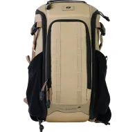Рюкзак PolarPro RoadRunner 8L в дезертном бежевом цвете с двусторонним доступом, 8 мм пенополиэтиленовой защитой и встроенным дождевым навесомРюкзак PolarPro RoadRunner 8L в дезертном бежевом цвете с двусторонним доступом, 8 мм пенополиэтиленовой защитой и встроенным дождевым навесом