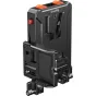 Интеллектуальная пластина адаптера аккумулятора SmallRig 5881 для V-Mount с цифровым дисплеем, 15-мм двойным стержневым зажимом и мультипортами для профессионального видеооборудования.