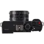 Вид сверху на фотоаппарат Panasonic Lumix L10 с объективом Leica 24-75 мм f/1.7-2.8, акцент на кольце диафрагмы, регулировочных колесах и ручных настройках для профессиональной съемки и видеосъемки.