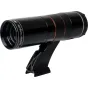 Celestron StarSense Autoguider V2, установленный на штативе, с красной полосой и текстовой маркировкой, слегка наклонен, чтобы показать передний объектив и крепежный кронштейн.