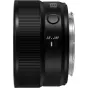 Panasonic Lumix S 40mm F/2.0 lenz ar teksturētu rokturi, AF/MF slēdzi un sudraba stiprinājuma gredzenu daudzpusīgai fotografēšanai.