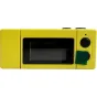 YASHICA Funtastic Keychain Camera dzeltenā krāsā ar melnu ekrānu, divām pogām labajā pusē un zaļu uzlīmi apakšējā pogā, paredzēta portatīvai fotografēšanai.