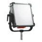 Godox KNOWLED P300R RGB Panel Light Kit с выходом 350Вт, беспроводным управлением и высокой цветовой точностью для профессионального студийного освещения.