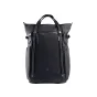 PGYTECH OneGo Roamer Tote Backpack 18L matēta melna kameras soma ar divām augšējām rokturiem, sānu sasprindzinājuma siksnām un priekšējo rāvējslēdzēja kabatu kameras rīkiem un ikdienas lietām.