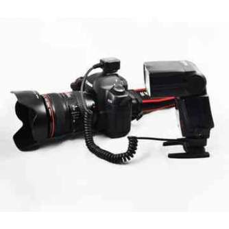 Vairs neražo - Pixel FC-311/M 3.6M TTL vads Canon 3930173