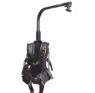 Система поддержки камеры Easyrig Cinema 3 с черным рюкзачным ремнем, изогнутой опорной рукой и золотым карабином, рассчитанная на камеры 15–25 кг, обеспечивающая устойчивость за счет распределения нагрузки на бедра и компактный Система поддержки камеры Easyrig Cinema 3 с черным рюкзачным ремнем, изогнутой опорной рукой и золотым карабином, рассчитанная на камеры 15–25 кг, обеспечивающая устойчивость за счет распределения нагрузки на бедра и компактный 