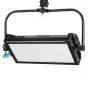 Litepanels Gemini 2x1 Soft RGBWW LED панель с черной рамой, белым передним диффузором и синим гелем, смонтированная на черном йоке
