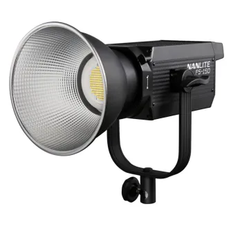 NANLITE FS-150 Spot Light с цветовой температурой 5600K, высоким CRI 96 и управлением через приложение NANLINK