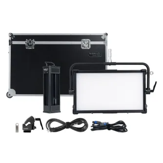 НАНЛУХ Dyno 650C RGBWW LED Soft Panel Light с кейсом, диффузором, кабелями питания и аксессуарами, аккуратно расположенными.