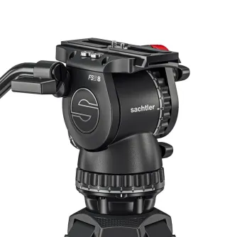 Sachtler FSB 8 Mk II Fluid Head ar precīziem kameru pārvietojumiem, gludām drag un kontrapunkta regulācijām, ideāli piemērots profesionālajai videogrāfijai.