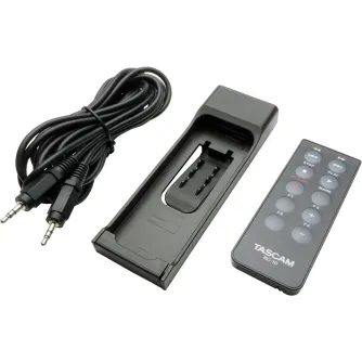 Tascam RC-10 wireless/wired remote control with protective case and 3-meter cable