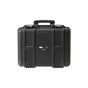 Aputure Spotlight Mount II 3-lēcu Hard Case – aizvērta melna aizsargājoša kaste ar aizmugurējo etiķeti, izturīgu rokturi un aizdares, paredzēta trīs Spotlight Mount II objektīvu un Iris drošai uzglabāšanai un organizētai transpo