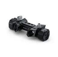 Blackmagic Design URSA Cine роzetка‑бракет, черный металл с двумя серебряными регулировочными ручками, боковой вид на белом фонеBlackmagic Design URSA Cine роzetка‑бракет, черный металл с двумя серебряными регулировочными ручками, боковой вид на белом фоне