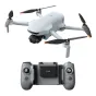 Potensic ATOM 3 Standard Remote Kit drons ar 4K HDR kameru, 8K fotogrāfiju uzņemšanu un 16 km pārraides attālumu, savienots ar pulti, kurā ir joysticki un AI izsekošanas kontroles.