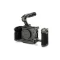 Tilta Kameras Kapsula Sony FX5 Bazē Kitu Titanium Pelēkā ar modulāru dizainu, augšējo un sānu rokturiem, kā arī pastiprinātiem stūriem