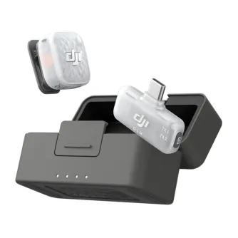Беспроводная микрофонная система DJI Mic Mini 2S с передатчиком, магнитным зарядным кейсом и мобильным приемником для высококачественной записи звука.