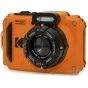 Оранжевая компактная камера Kodak PixPro WPZ2 с 4× оптическим зумом, водонепроницаемостью до 15 м, встроенной вспышкой, WiFi и дополнительными батареями, идеальна для приключенческой фотографии.