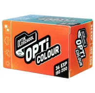 Optik Oldschool OptiColour 200 135‑36 film box, orange packaging with bold white lettering, 36‑exposure 35 mm color negative film, ISO 200, C‑41 processing, displayed upright on a white background.Optik Oldschool OptiColour 200 135‑36 film box, orange packaging with bold white lettering, 36‑exposure 35 mm color negative film, ISO 200, C‑41 processing, displayed upright on a white background.