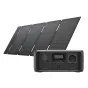 EcoFlow RIVER 3 UPS enerģētikas stacijas ar 245 Wh kapacitāti un 300 W AC izkārtoti, parādīta ar digitālā skatījumā un AC izkārtu, pieejamā ar kompaktu 45 W izkārtotu soļarpaneļu.