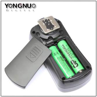 Vairs neražo - A set of two Yongnuo YN605N flash triggers for Nikon