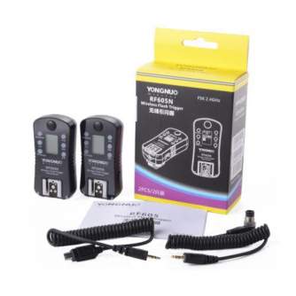 Discontinued - A set of two Yongnuo YN605N flash triggers for Nikon