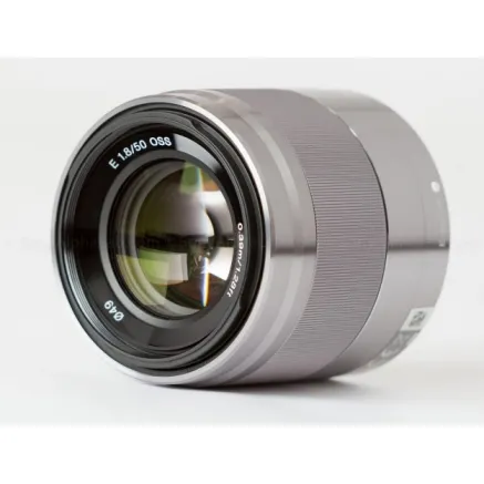 Sony E 50mm f/1.8 OSS Lens Silver