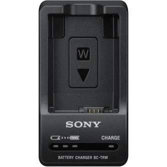 Зарядные устройства - Sony BC-TRW W Series Battery Charger (Black) BCTRW - быстрый заказ от производителя