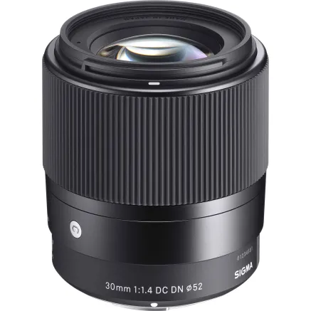 Sigma 30mm F1.4 DC DN Sony E-mount